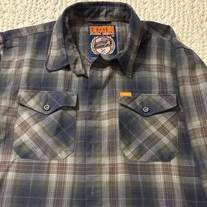 DIXXON Men's Navy and Gray Plaid Shirt (no tags but never worn)